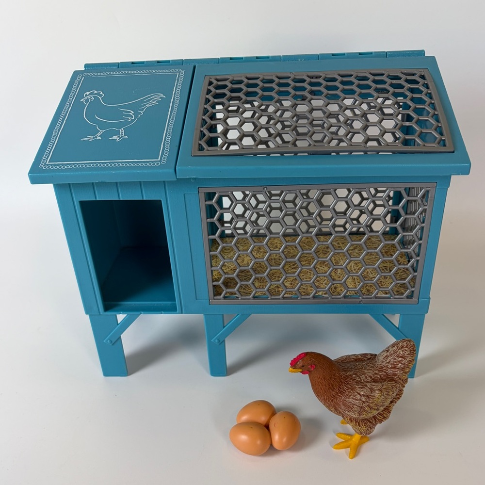 AG American Girl 2017 Chicken Coop Hen & Eggs (No Ramp) from Horse Stable Set